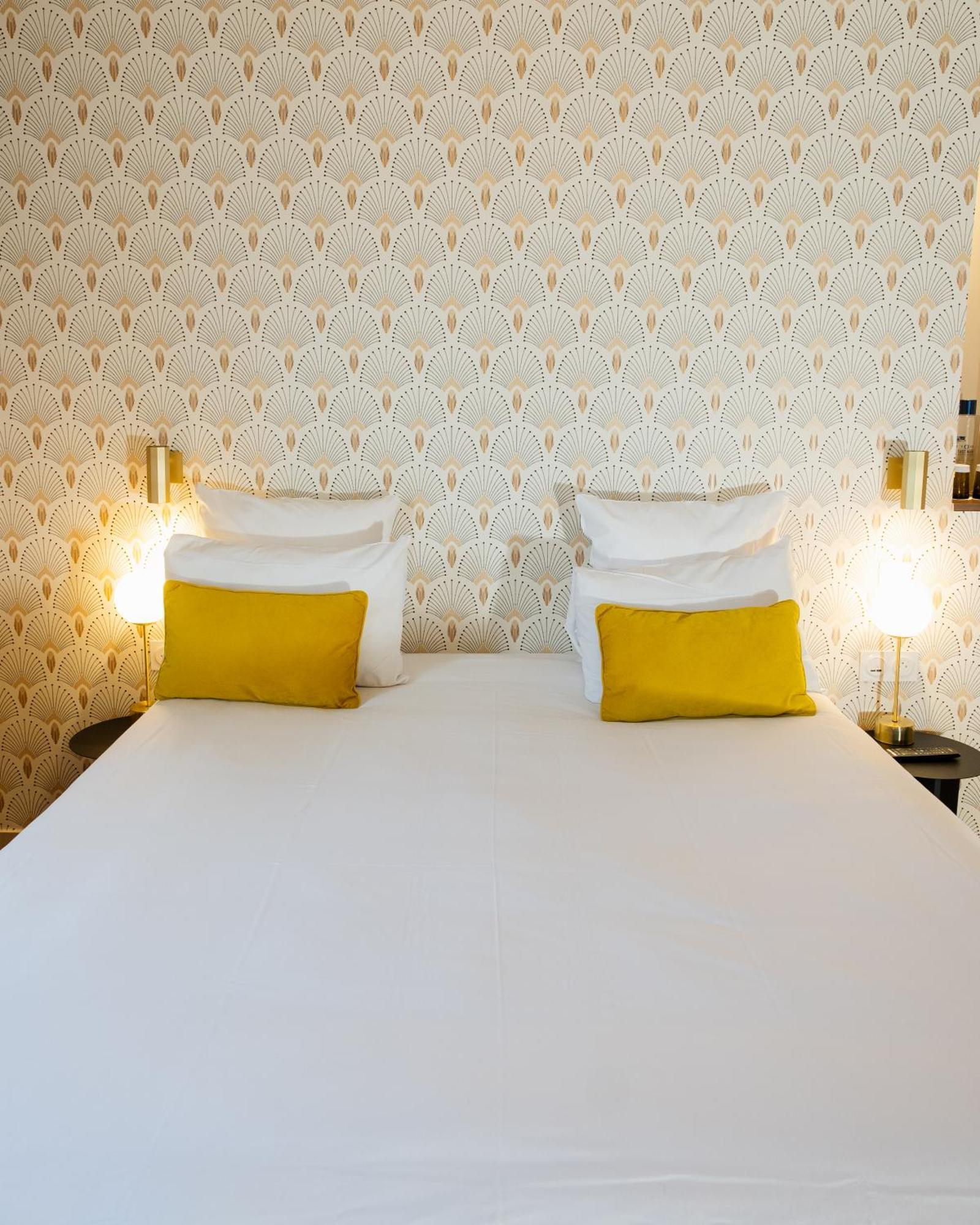 Artemisia Montmartre Hotel Paris Exterior photo